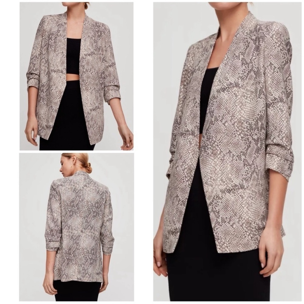 EUC Aritzia Babaton Snakeskin Open‎ Style Ruched Sleeves MACAULEY Blazer Jacket‌